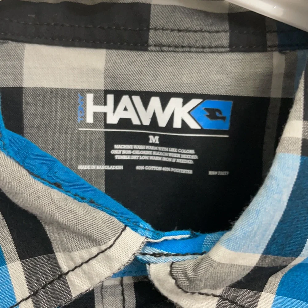 Like new! Tony Hawk boys medium button down long sleeve shirt - Picture 2 of 3